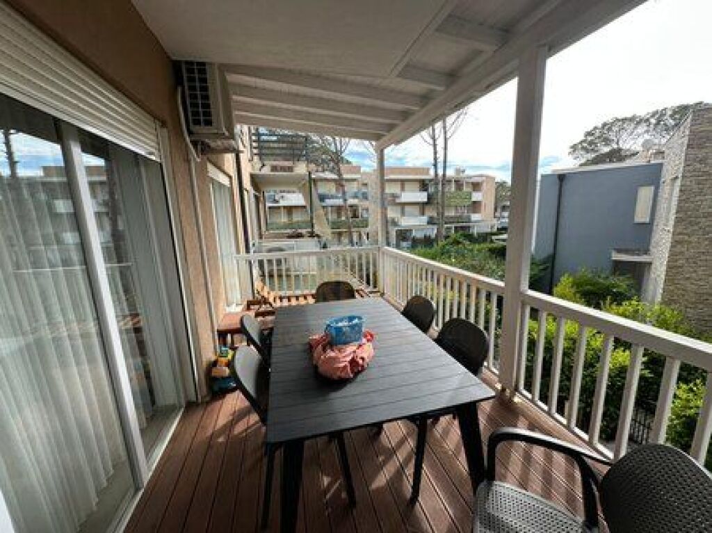 Shitet, Apartament 2+1, Lura 3, Gjiri i Lalzit.