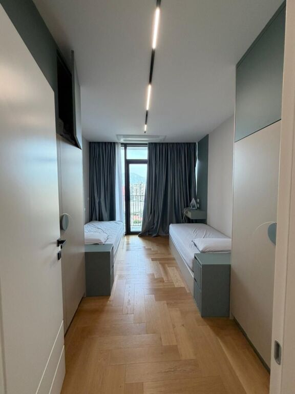 APARTAMENT LUKSOZ 2+1 PER QERA TEK LAKE VIEW