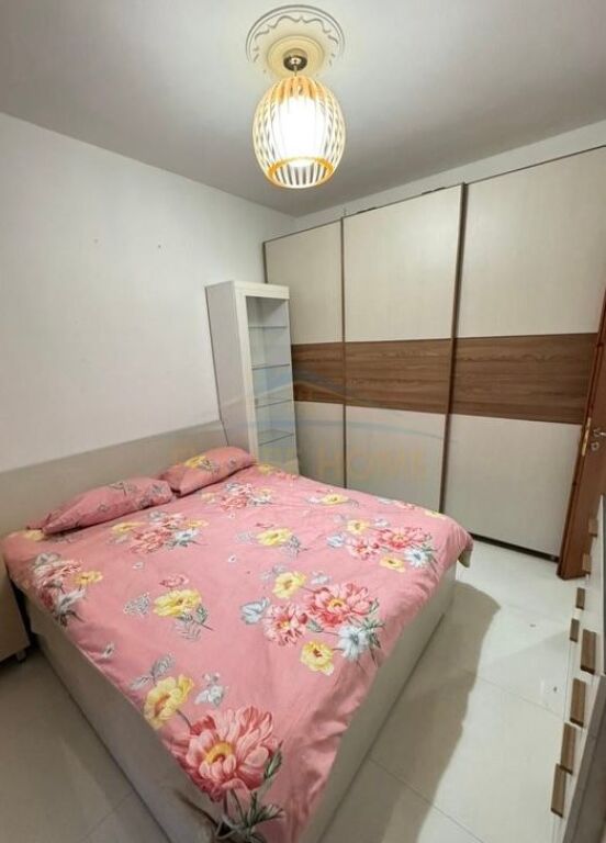 Qera, Apartament 1+1, Unaza e Re, Tiranë.