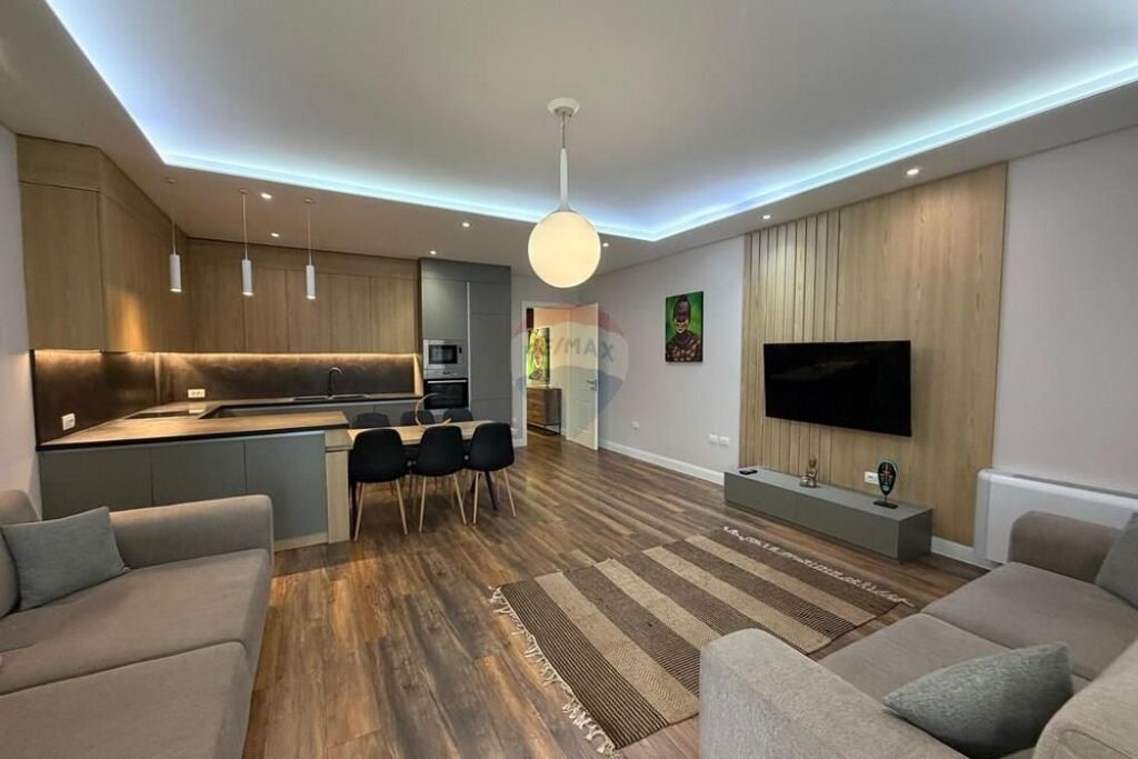 Vilë - Për Qira - Liqeni i Farkës, Tiranë(ID: 530551001-445)