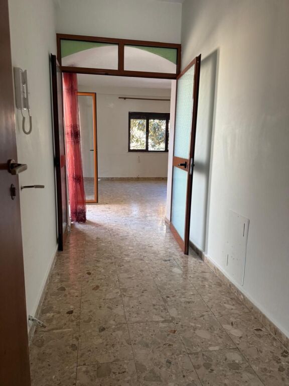 Apartament per shitje 2+1 te Xhamlliku