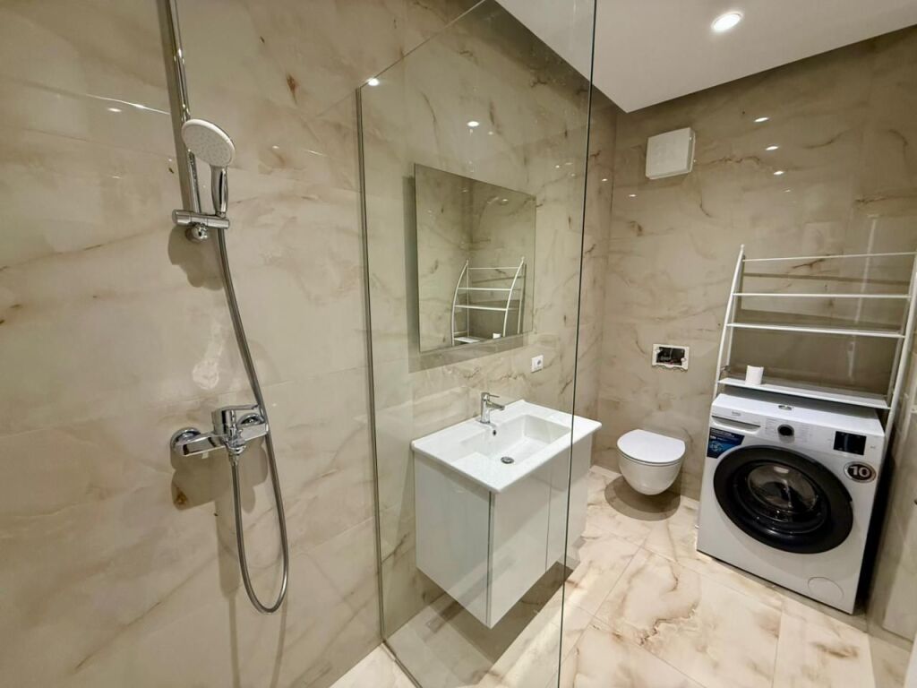 🏡 Jepet me qira Super Apartament 2+1 📍 Univers City, pranë QTU💶 Çmimi: 500 €🚗 Parkim i përfshirë