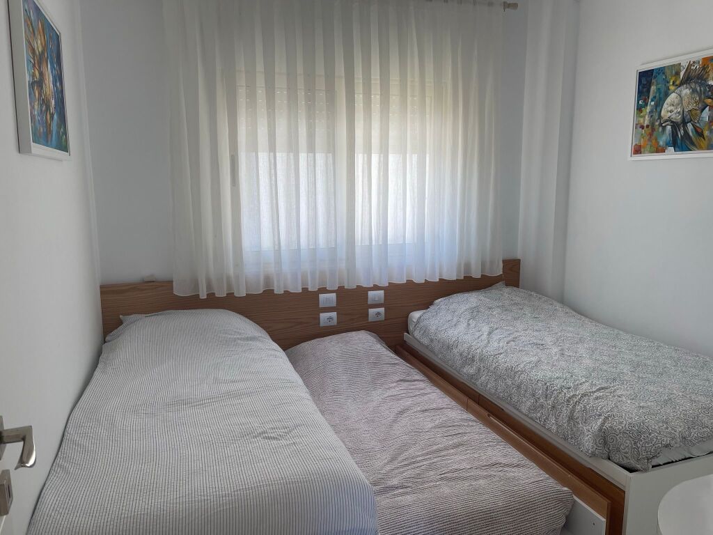 🏡 Shitet Apartament 2+1 –, Gjiri i Lalzit