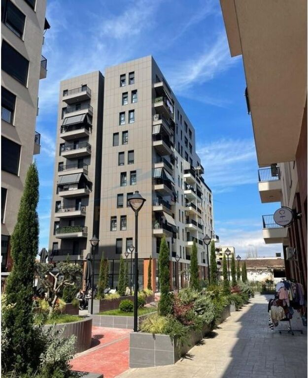 Shitet, Apartament 2+1+2, Trio Towers, Don Bosko