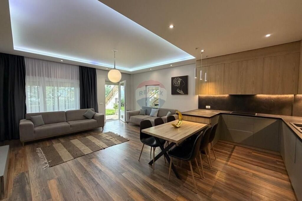 Vilë - Për Qira - Liqeni i Farkës, Tiranë(ID: 530551001-445)