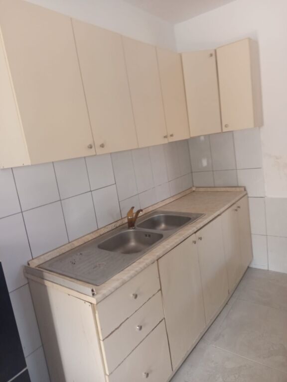 GARSIONERE 18000 LEKE.PALLATI GRAND