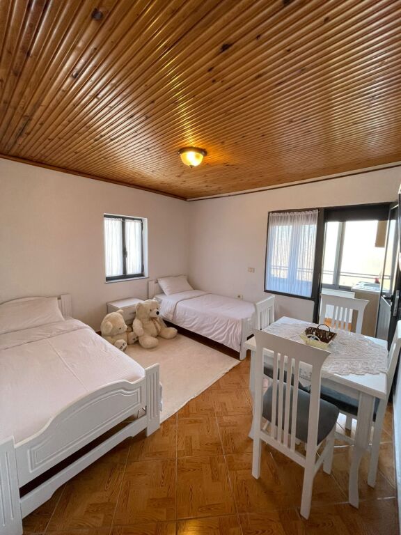 Affitto | Shtëpi private 2 + 1 tek Qsut | Rruga Selaudin Zorba | 500 €/mese