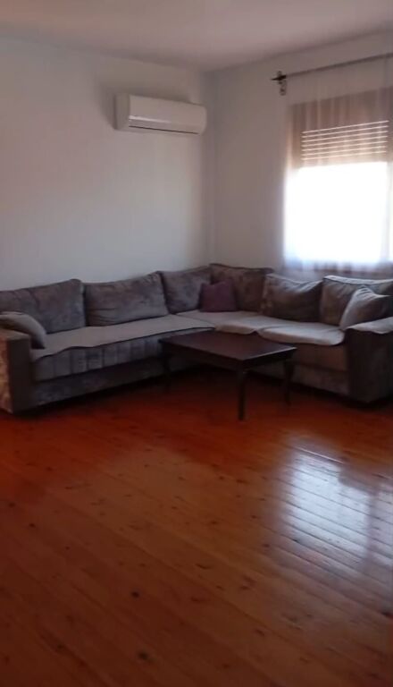 Qera | Vilë 2 + 1 | Oxhaku | 450 €/muaj