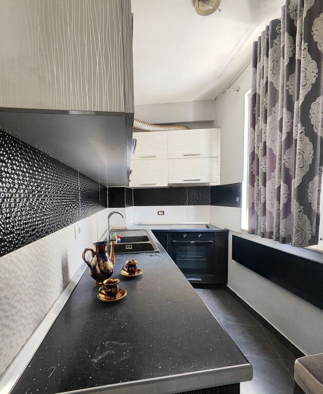 Affitto | Apartament 1 + 1 | Astir | 450 €/mese