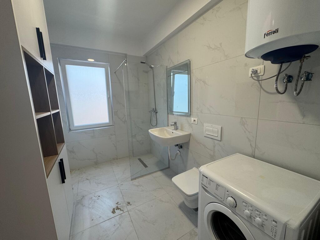 Jepet apartament me qera 2+1