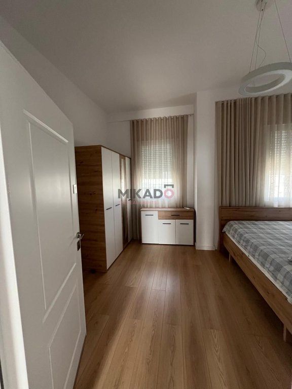 Jepet me Qira Vile 3 kateshe prane Tegut, Mjull Bathore!