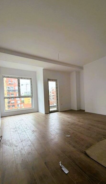 JEPET APARTAMENT ME QIRA TEK HOTEL MONDIAL!