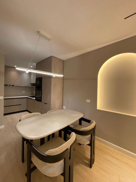 SUPER Apartament 2+1+2 Në Shitje! 📍 Ish-Ekspozita