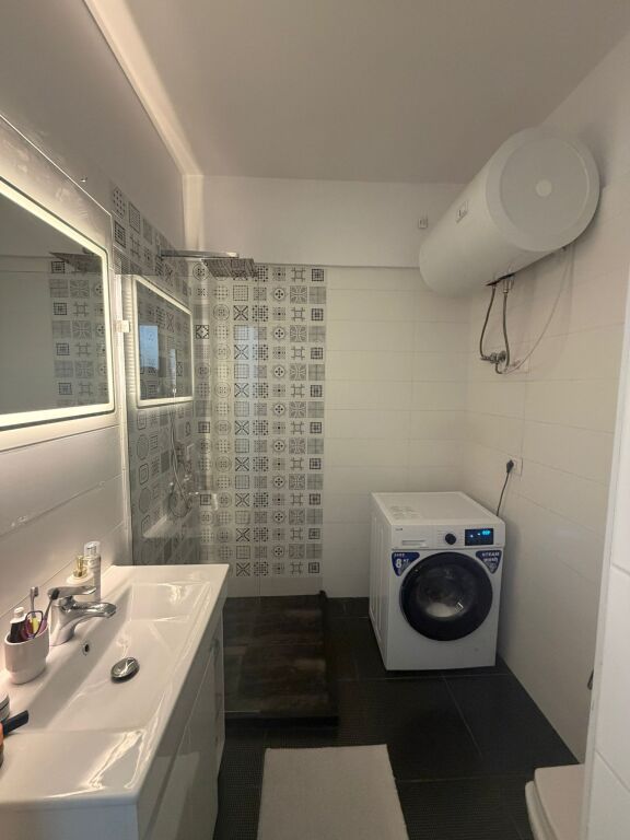 Apartament 2+1 me qira – Kompleksi Delijorgji, Tiranë