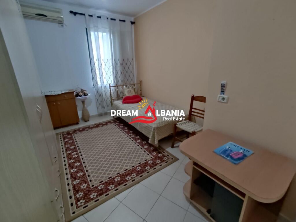 Jepet apartament 2+1+2 prane Komunes se Parisit, Tirane ( ID 42215530)
