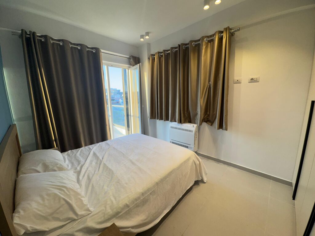 Jepet apartament me qera 2+1