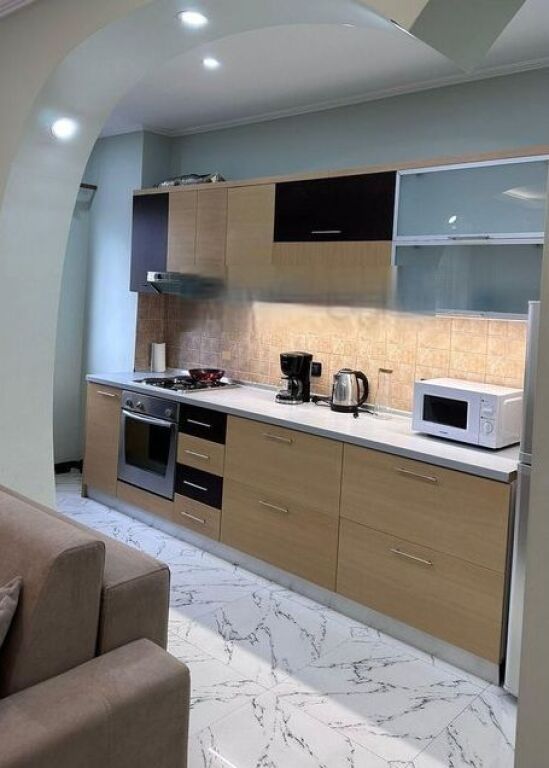 Apartament me Qera 1+1 te Sheshi Willson! 600 € /Muaj