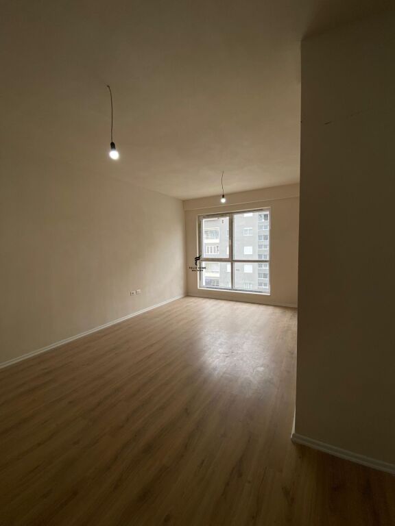 VENDESI APPARTAMENTO 3+2+DEPOSITO COMUNE DI PARIGI 391.000 EURO FH-70502