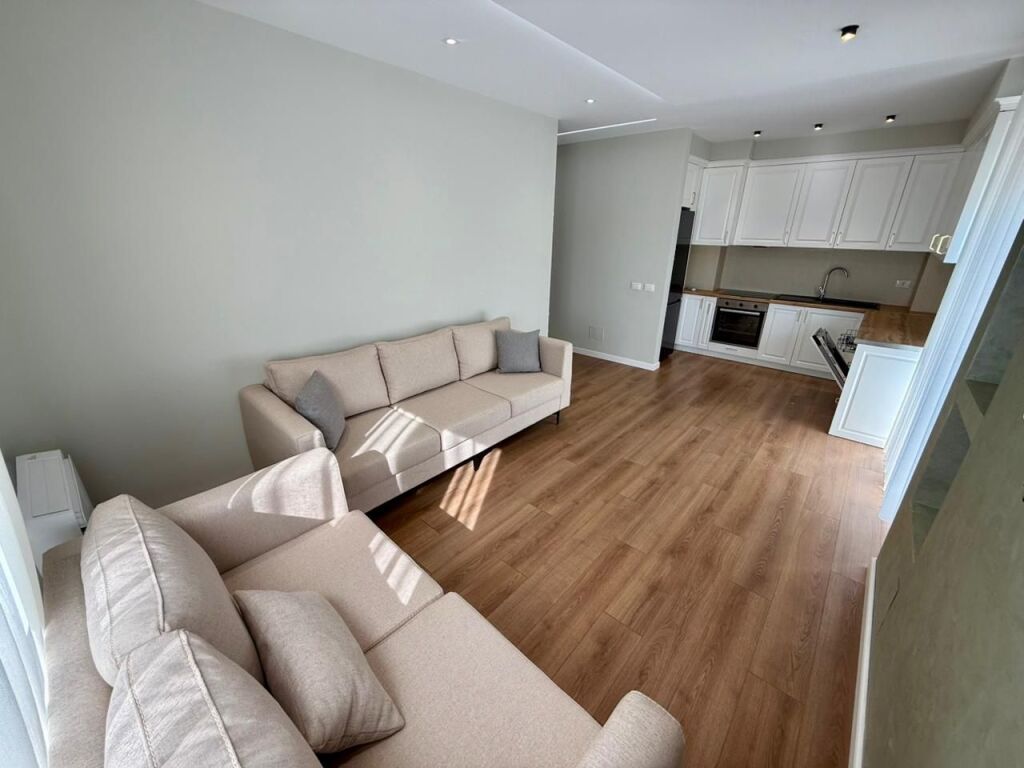 🏡 Jepet me qira Super Apartament 2+1 📍 Univers City, pranë QTU💶 Çmimi: 500 €🚗 Parkim i përfshirë