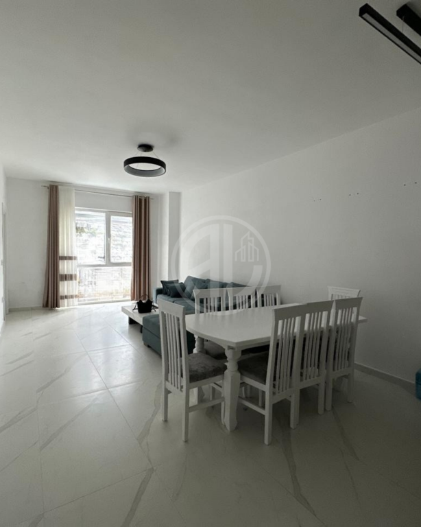 Apartament 2+1 për shitje — vijë e parë, Mali i Robit