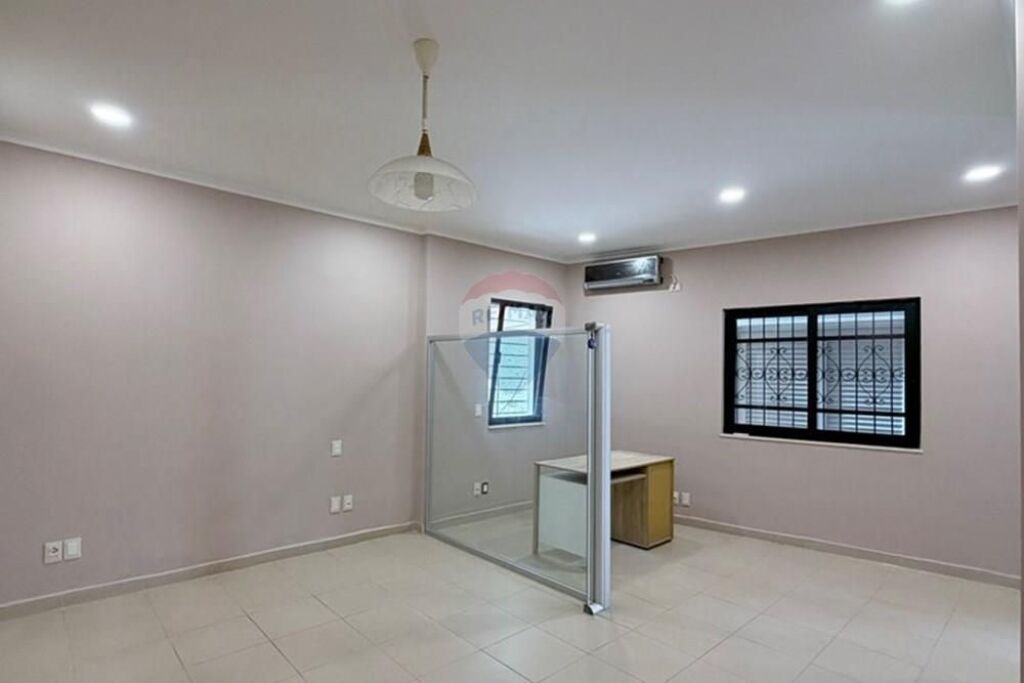 Zyre per Qira 📍Bulevardi Zogu i pare