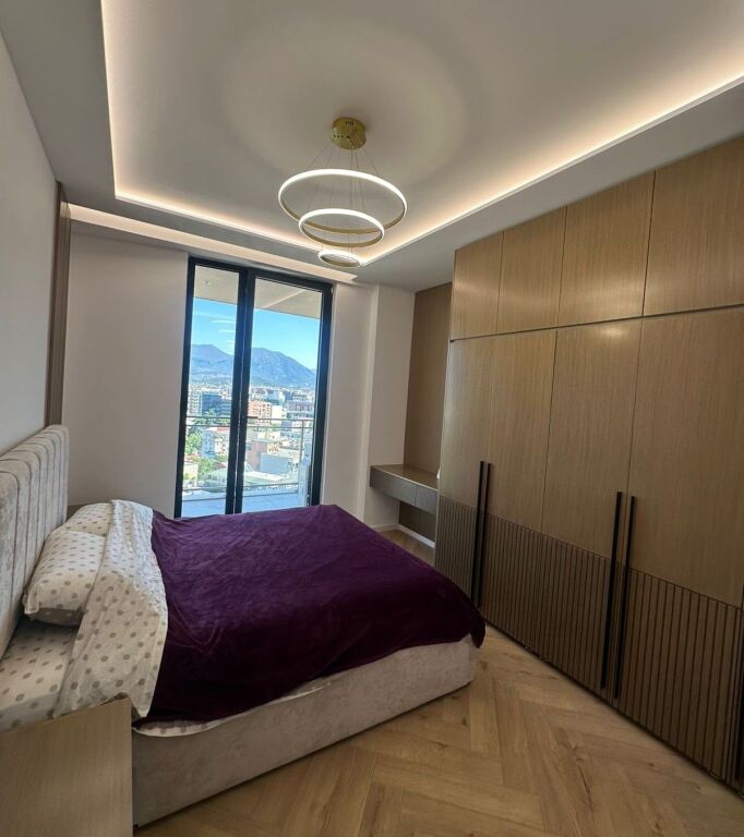 🏡 1+1 me qira – Golden Tower, Mine Peza, Tiranë