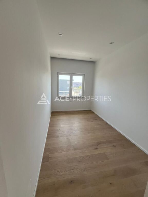 JEPET ME QERA APARTAMENT 3+2 NE KENET DURRES