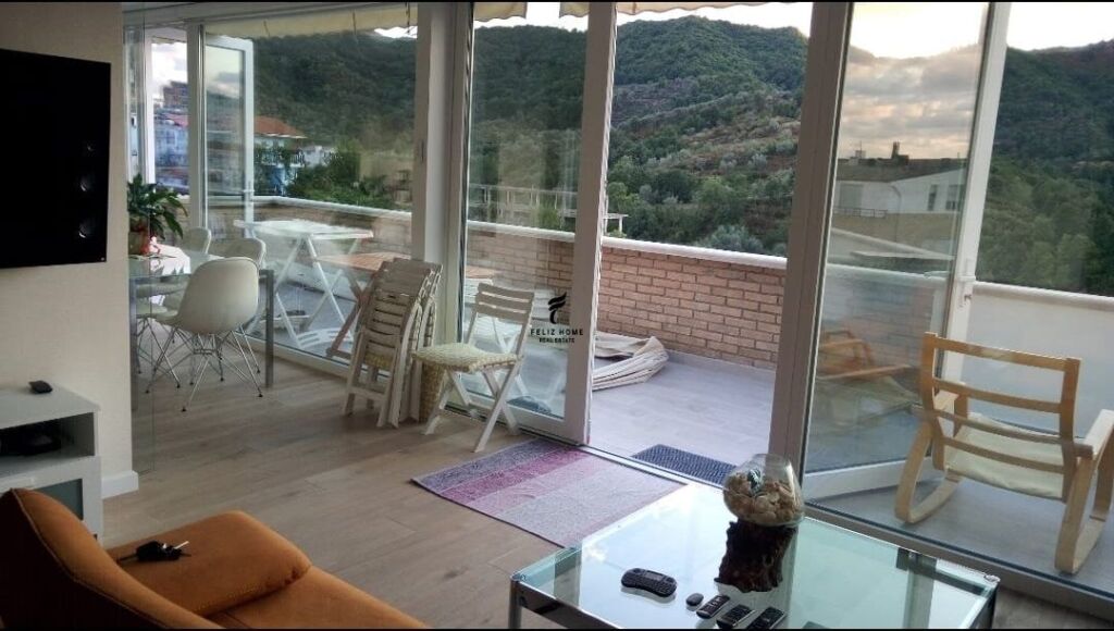 APARTAMENT ME QERA 4+1+3+VERANDE LIQENI I THATE 180.000 LEKE FH-70646