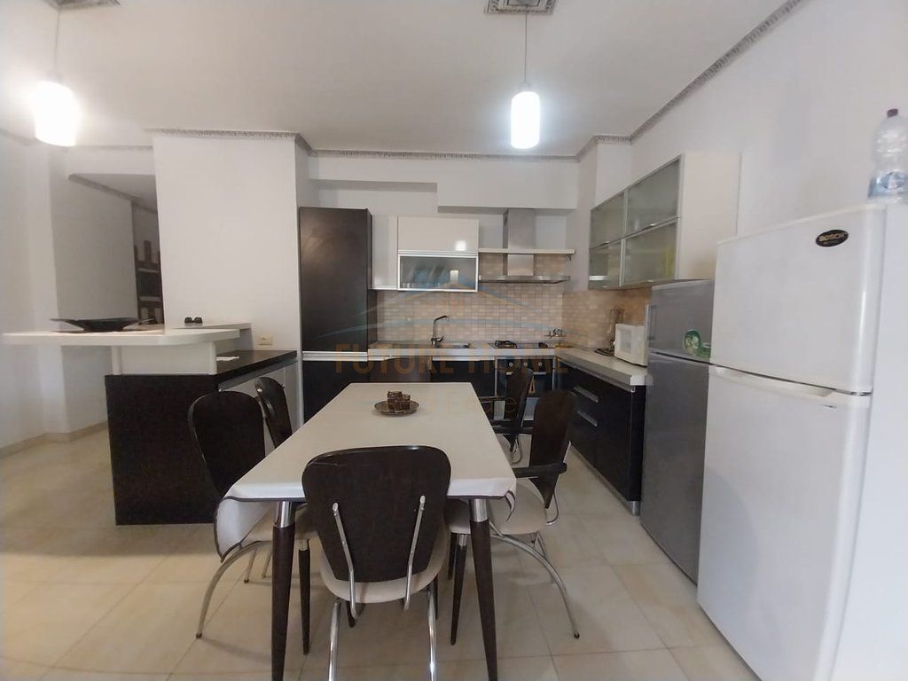 Qera, Apartament 2+1, Zogu i Zi, Tirane.