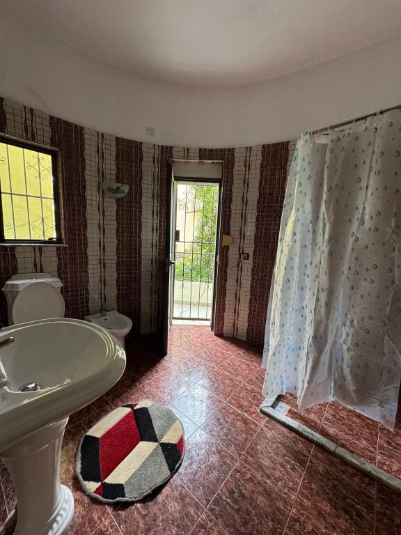 Apartament 3+1+2 per shitje, Selitë, Shkolla Marlin Barleti