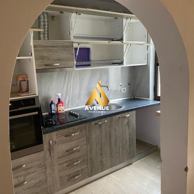 Jepet me qera apartament 1+1 – Prane Institutit te Higjenes, Tirane