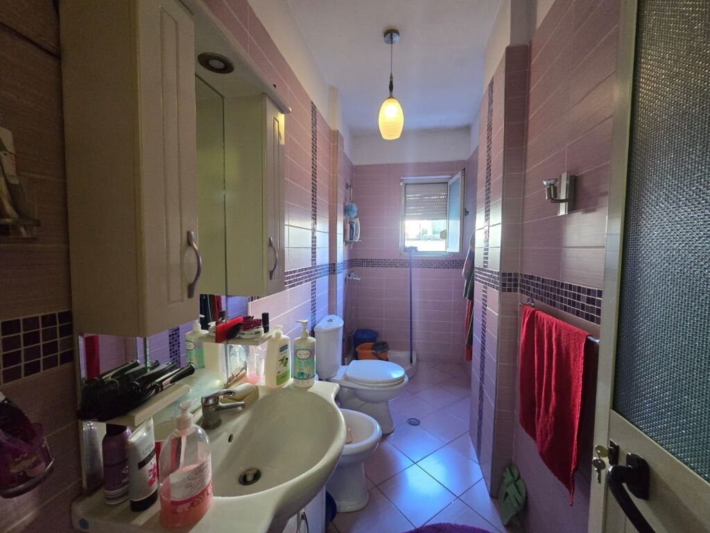 Apartament 2+1 per shitje te Zogu i Zi, super orientim☀️