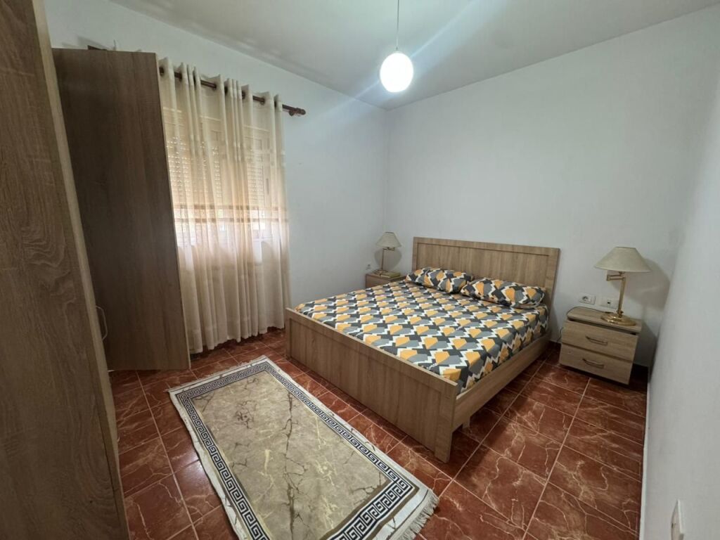 Jepet me qera apartament 2+1 tek Fusha e Aviacionit