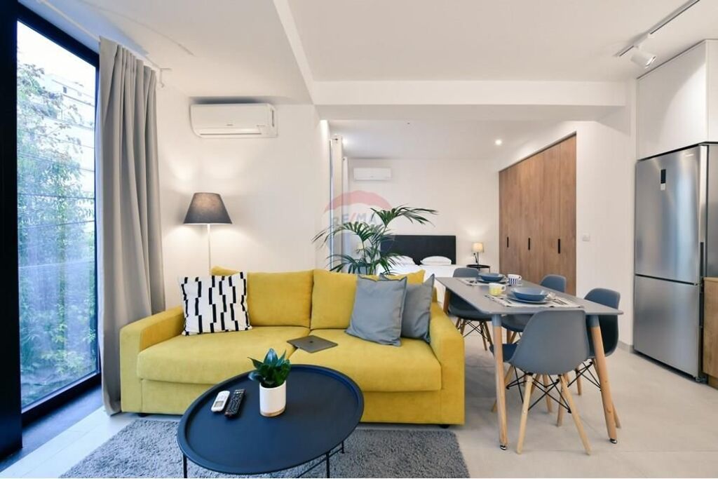 Garzoniere me qera Myslym Shyri