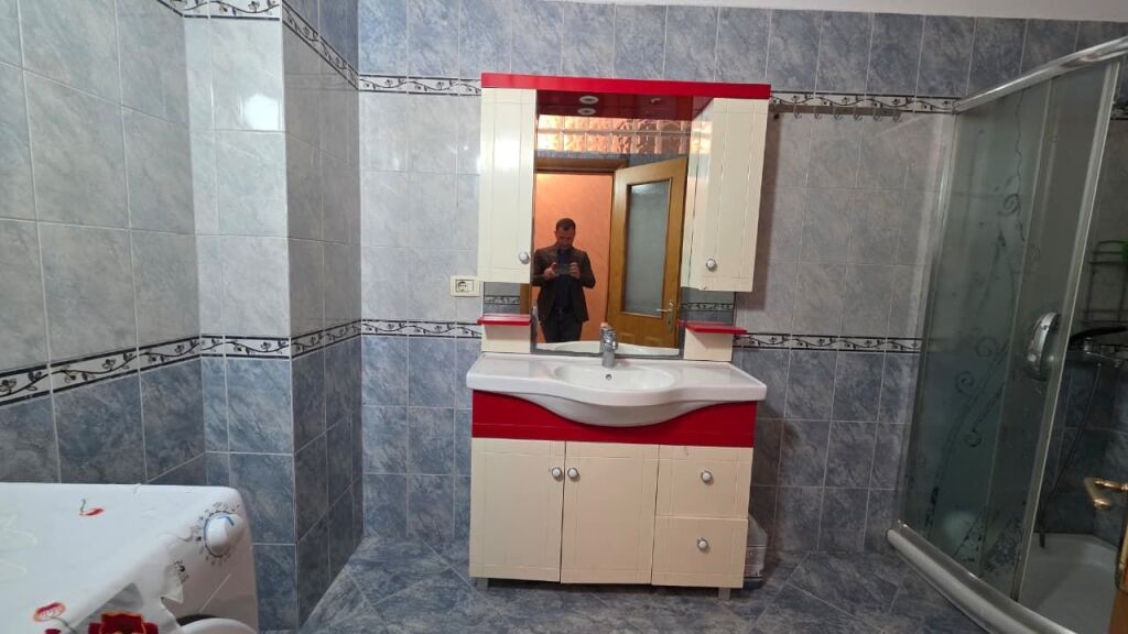🏡 Apartament 3+1 për shitje pranë Conad, Vlorë