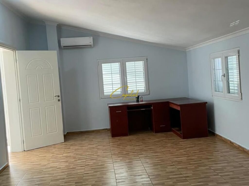 VILE PRIVATE ME QIRA 500 M2 CASA ITALIA 1.300 EURO