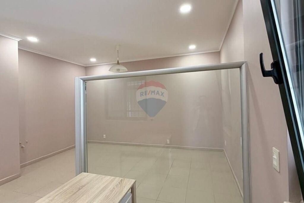 Zyre per Qira 📍Bulevardi Zogu i pare