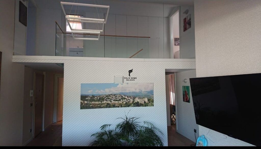 APARTAMENT ME QERA 4+1+3+VERANDE LIQENI I THATE 180.000 LEKE FH-70646