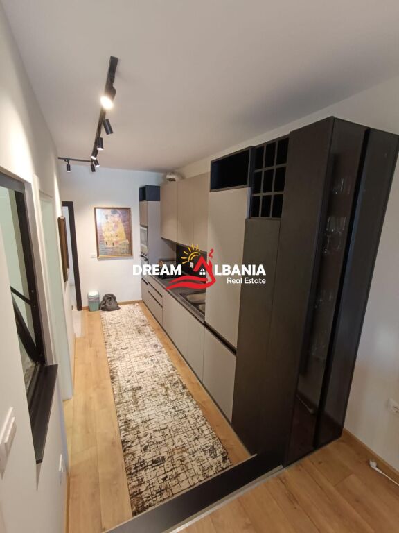 Affittasi appartamento 2+1 a Kodra e Diellit a Tirana (ID 42215529)