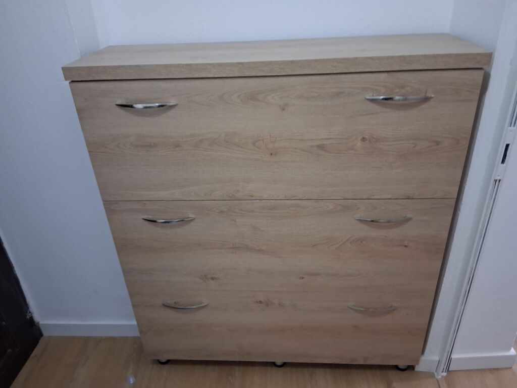 Apartament 1+1 me qira në Plazh, pamje deti – pranë Hotel Adriatikut
