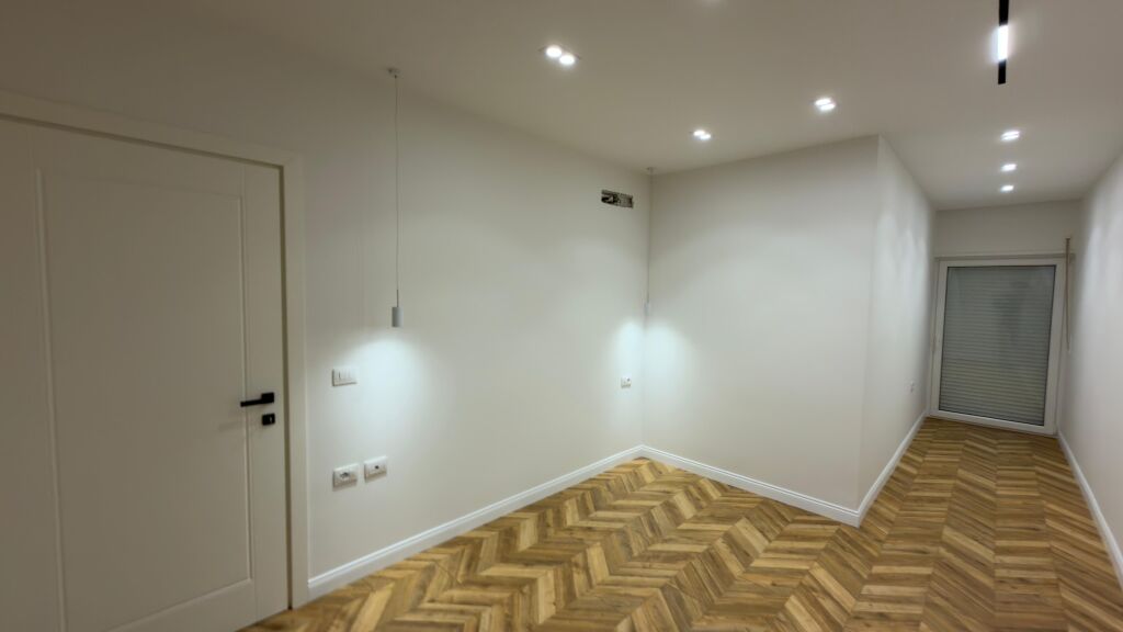 Apartament 1+1 me oborr per shitje, Zgjatimi i Kodres 1