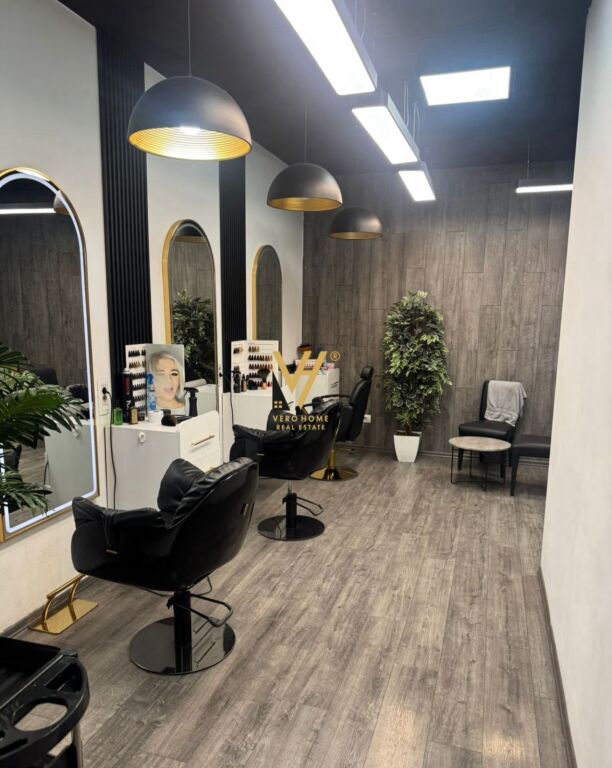 JEPET PARUKERI 33 M2 ME QERA TEK VIZION PLUS 75.000 LEKE