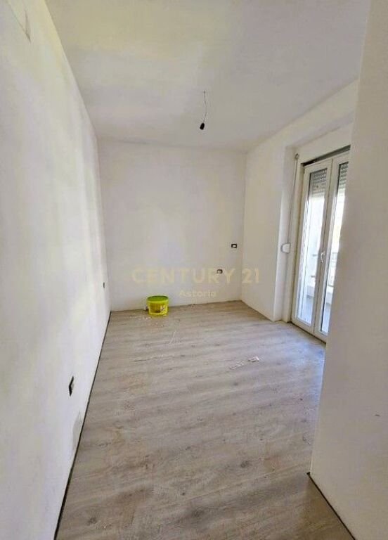 SHITET APARTAMENT 2+1+2 TE "UNIVERS CITY"