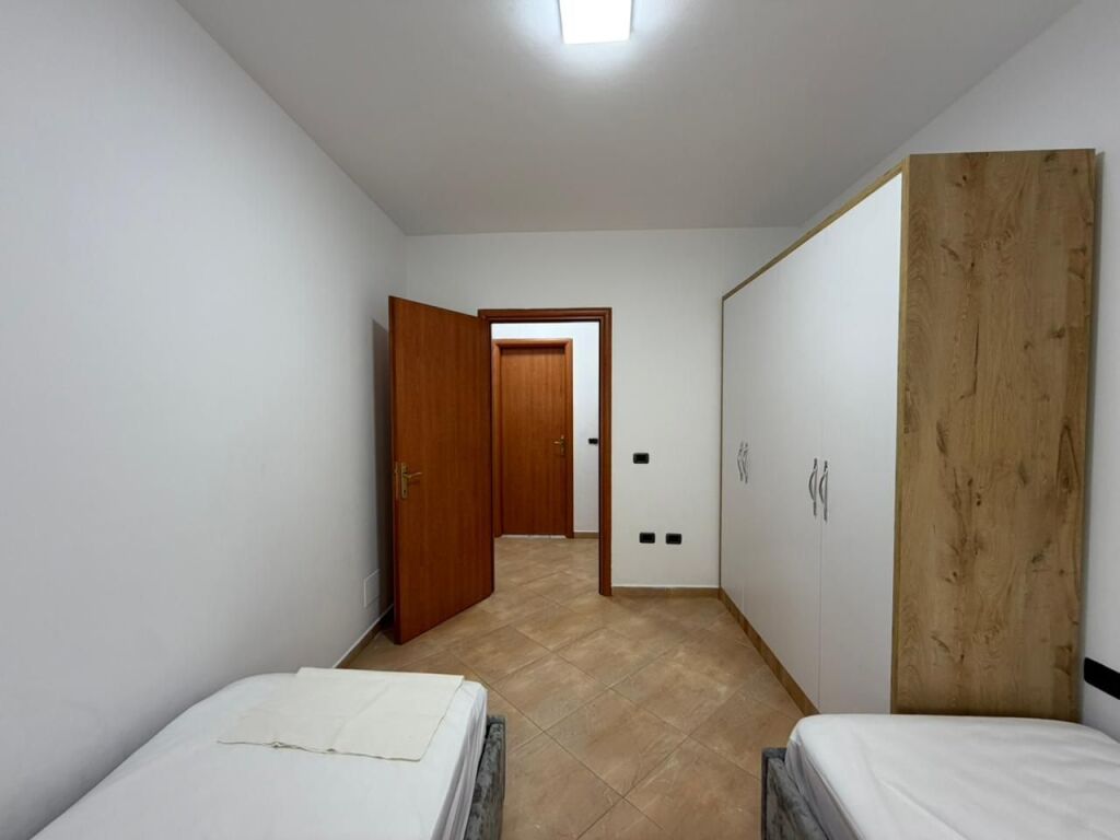 Apartament 2+1+Parking per qira tek Kopeshti Botanik.