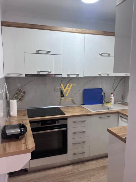 JEPET APARTAMENT 1+1 TE SHKOLLA E BALETIT 45.000 LEKE