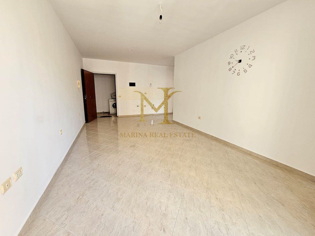 APARTAMENT 1+1 NE SHITJE, PLAZH HEKURUDHA