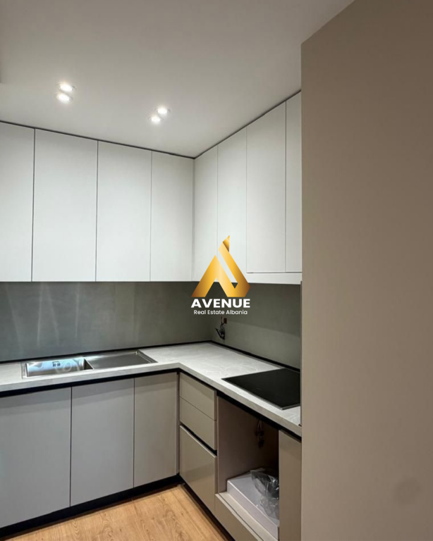 SHITET APARTAMENT 2+1 – Prane Kompleksi Usluga