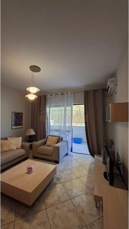 Qira, Apartament 1+1, Stadiumi Air Albania, Tiranë