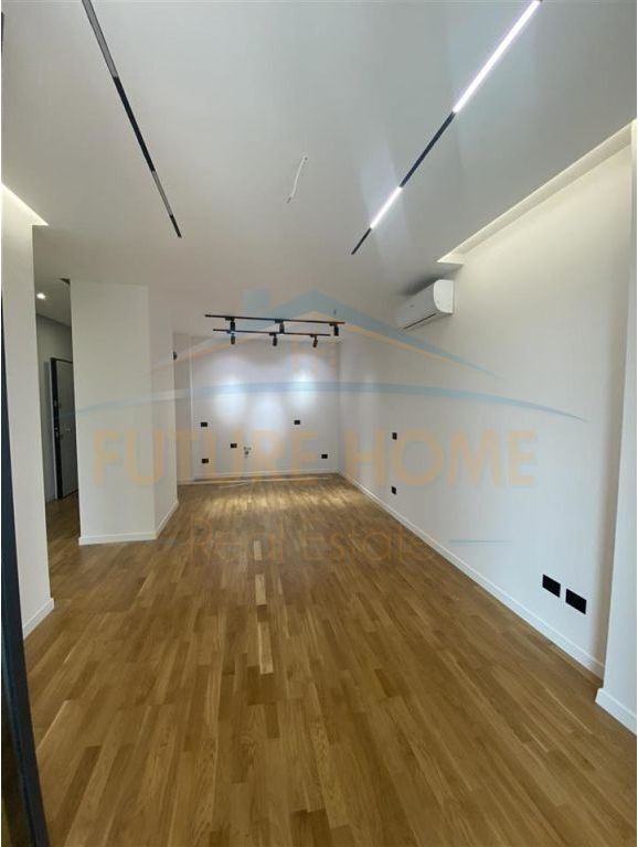 Qera,Apartament 2+1,Bosh, Ambjent për Zyrë, Rezidenca Future Home.