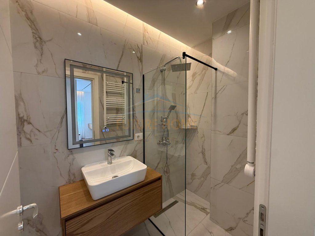 Qera,Apartament 2+1+2+Post Parkimi,Kodra e Diellit